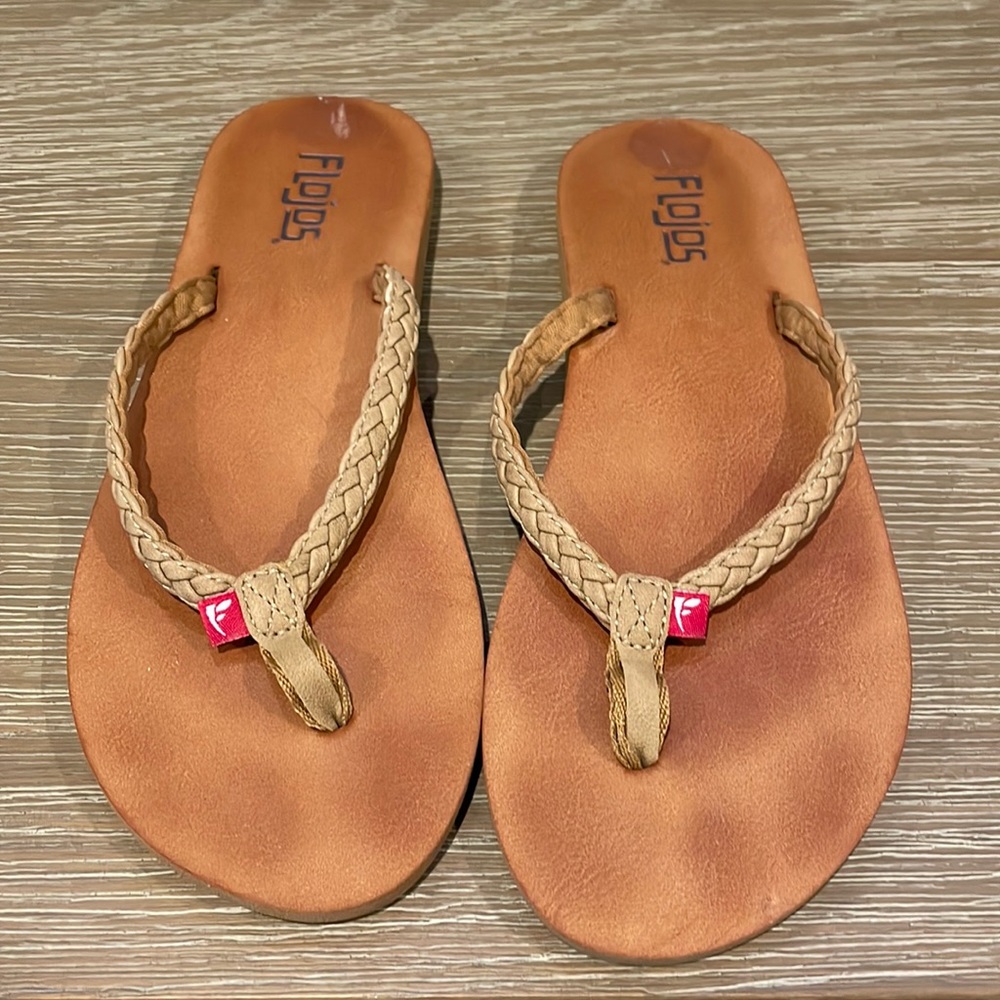 Flojo’s Flip Flops Size 8